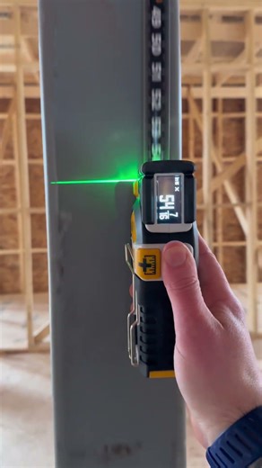 long distance measuring and marking with the T1 Tomahawk Green Laser