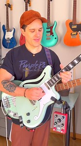 Giacomo Turra speelt Good Times van Chic op bas en gitaar! 🕺💃 Laat in de comments weten wat je van zijn cover vindt! 💬 En kun jij het model van zijn bas en gitaar herkennen? 🤔 | Thomann
