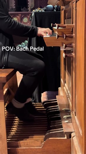 Bach's Organ Concerto in A Minor BWV 593 - 3rd Movement