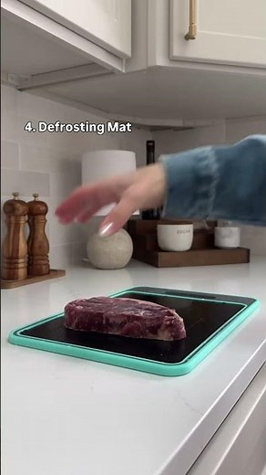 I found the COOLEST 4-in-1 thawing mat on Amazon! 🤯