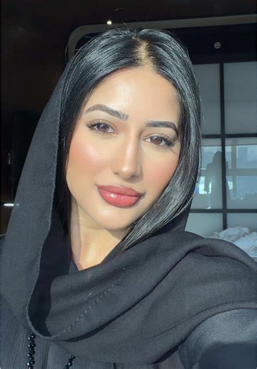 Essential Makeup and Skincare Routine for a Dream Day