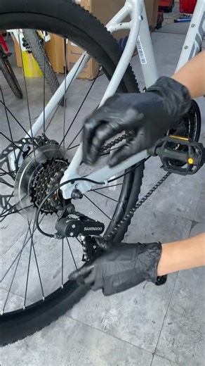 Rear Derailleur Adjustment Guide — Shift Smooth Every Ride 🚴⚙️ #cyclingtips #mtbreview #mtb