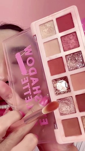 Inspiring Pink Makeup Tutorial with Colorful Eyeshadow