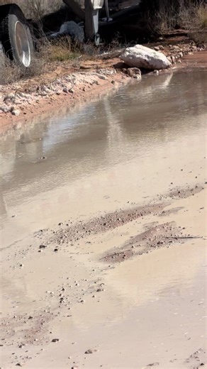 autonomous sandhaulers😬 | truck driving