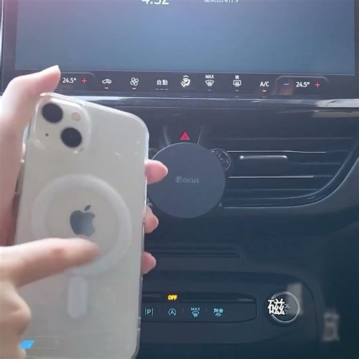 XC40 卡扣款(新版) 專用手機架