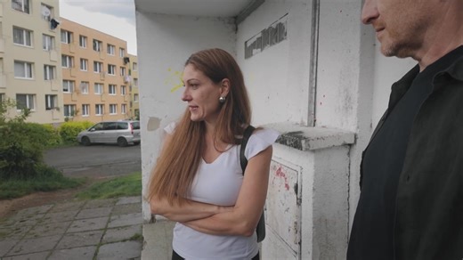 Eva Decroix se rozplakala nad ODS i když za to nemůže. Plně ji rozumíme. Tak ne asi 😎☝✔ Eva Decroix bez filtru a před kamerou: „Nesuďte mě za nějakého šmejda!“ Seznam Zprávy startují volební reality show Republika Příbram. V prvním dílu se místopředsedkyně ODS ocitá tváří v tvář lidem a problémům, se kterými si politici nevědí rady. https://www.seznamzpravy.cz/clanek/volby-do-poslanecke-snemovny-eva-decroix-bez-filtru-a-pred-kamerou-nesudte-me-za-nejakyho-smejda-283926#dop_ab_variant=1519101&do
