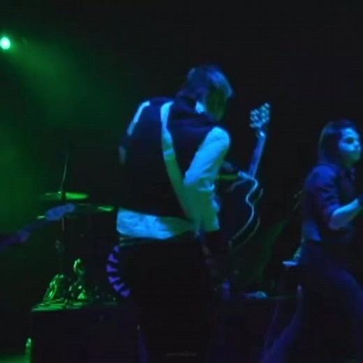 punk tactics ! #mcr #mychemicalromance #frankiero