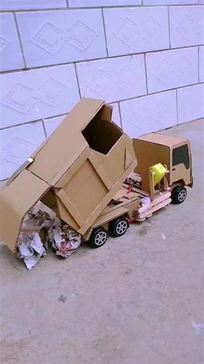 The process of making a garbage truck #diy #handmade #recycling
