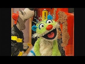 Bear In The Big Blue House: Treelo (1)