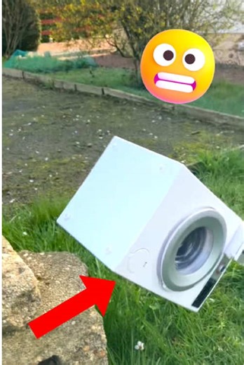 Bosch The fall higher and higher washing machine destruction #fypシ゚ #tik_tok #washingmachine #bosch #destruction