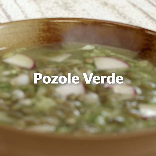 As temperatures begin to dip, stay warm with this savory lean and green Pozole Verde recipe! This yummy soup yields 2 servings: 1 Leaner | 3 Green | 1 Healthy Fat | 1 Condiment per serving! | OPTAVIA