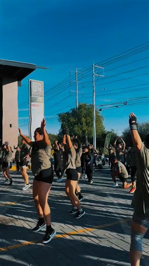 JOfitness Qro on Instagram: "🔥 ESTO ES JOFITNESS 🔥 Personas reales.🦅 Entrenamiento intenso.🏋️ Apoyo que se siente en cada repetición 💥🤝 Hoy no solo entrenamos, nos retamos, nos impulsamos y crecimos juntos 💪⚡ No importa si tienes experiencia o no, aquí empiezas acompañado y terminas más fuerte 🔥 Si sigues esperando el momento… es ahora ⏳ Supera tus límites 🖤 📍 JOFITNESS 📩 Únete a la comunidad 📲4461362503 #fyp #foryou #superatuslimites #jofitness #viral"