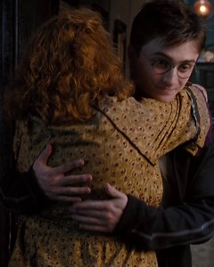 Just the wizarding world serving peak cosy vibes ✨ | Harry Potter