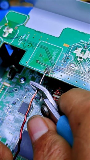 upgrade aux to bluetooth #AuxToBluetooth#BluetoothUpgrade#CarAudioDIY#Electronics#Shorts