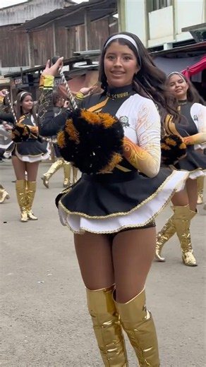 ❤️‍🩹 Vale ❤️Dando festejo a su cantón Jama #desfile