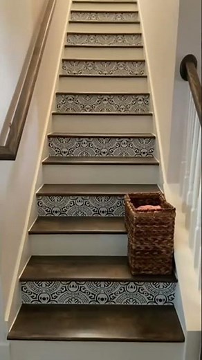 funlife 13Pcs Retro Stair Riser Vinyl Decals [Review] – Stylish & Easy Makeover