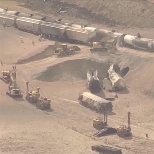 A Kinder Morgan, Inc. natural gas pipeline ruptured early Sunday near Cheyenne, Wyoming, igniting next to a Union Pacific freight train and charring several cars, including ones within 40 feet of… | FreightCaviar