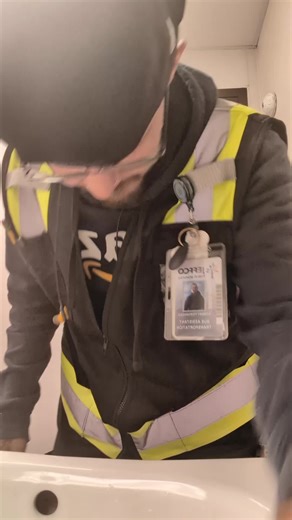 Robert (@robertfernandez147)’s videos with Tell It Like It Is (Rerecorded) - Aaron Neville