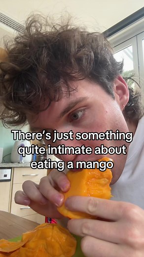 How to Eat a Mango: Tips for Enjoying This Tropical Fruit
