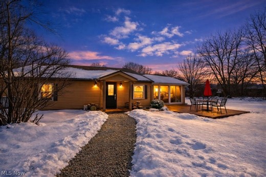 3085 Daisy Ave, Akron, OH 44319 - MLS 5185835 - Coldwell Banker