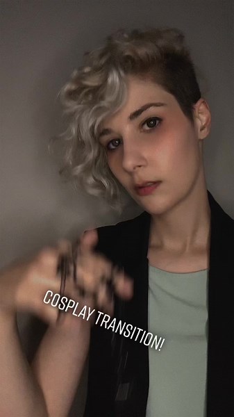 I’ll be taking V!Deku to MCM on Saturday! If you see me, come say hi! #mcmlondon #villaindeku #izukumidoriya #katsukibakugou #proherobakugou #bnha #mha #myheroacademia