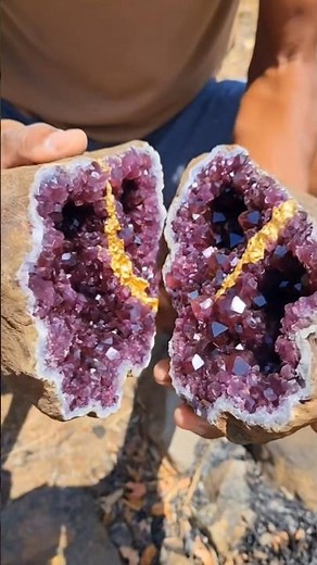 Breaking Open a Geode… You Won’t Believe What’s Inside! 😱💜