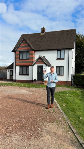 Exploring the heart of North Devon in Landkey, a village steeped in history and community spirit. 💌 These properties offer fantastic family living, contemporary interiors and are move-in ready. Don't forget to look out for the famous Mazzard cherry trees! 🌳 Landkey is a wonderful location, rich in community, gorgeous in nature and a short distance from the North Devon link road. We think it's wonderful, but don't take our word for it; check out this article https://www.devonlive.com/whats-on/w