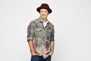 Jelang Hari Ibu, Jason Mraz Rilis Single ‘Wise Woman’