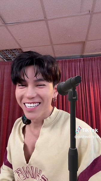 Cô Mở Vote Vui Nhộn với Call Me Duy