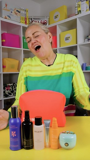 The LIGHT UP KIT IS NOW LIVE for £160!! Worth £394, a saving of over 59%! This brilliant Kit has been curated to brighten, refine and give you healthy-looking skin. It is a full routine (minus SPF) including cleanser, mist, acid, eye cream, serum and moisturiser, which can be used AM/PM, and will keep your skin looking its best. All of the products included are suitable for all skin types and conditions. @emmalewisham - Illuminating Oil Face Cleanser, 115ml @maylindstrom - The Jasmine Garden, 10