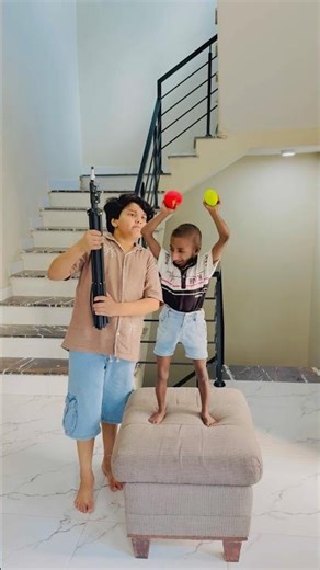 Bony ny police 👮‍♀️ ko bula leya😳