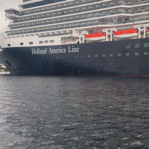 Lindsey Webster on Reels