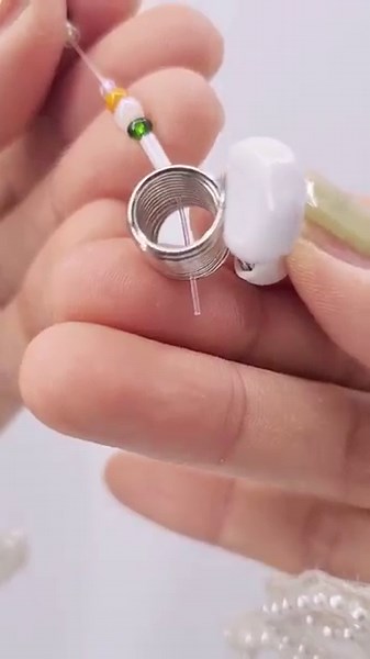 Prevent Beads from Falling Off While Making Jewellery | How to DIY Necklaces Bracelets Tips Hacks