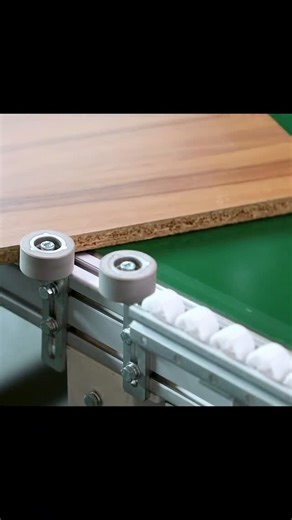 MingD CNC factory on Instagram: "The full-automatic edge banding machine is equipped with a rotary line, and one operator operates one machine.#woodworkingmachinery #edgebandingmachine #edgebandingmachinefactory #woodworkingmachinerymanufacturers"