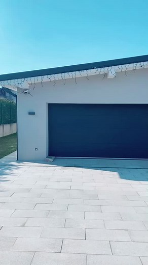 Modern House Tour: Contemporary Design and Serenity