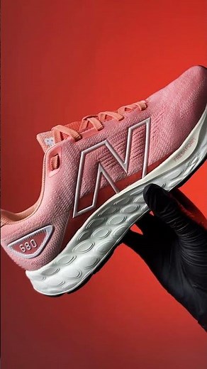 Tênis New Balance 680 V8 Feminino