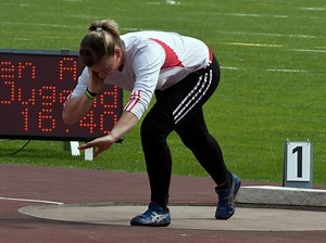 【陸上/投擲】砲丸投げでどんどん記録を伸ばせる練習メニューを徹底解説！ -