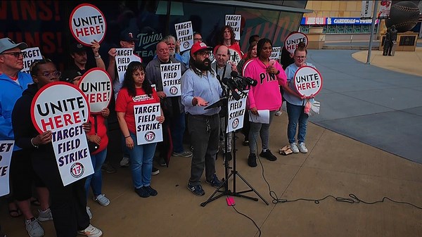 Twin Cities doctor says Twins fans want racially inclusive logo update