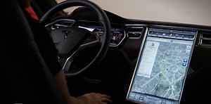 Which Navigation System to Use in Your Tesla Model S for Best Traffic Experience