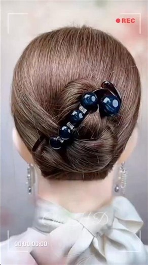 Elegant Bun Hairstyle ✨ Easy Updo Tutorial #hairstyle #bun #updo #hairtutorial #shorts