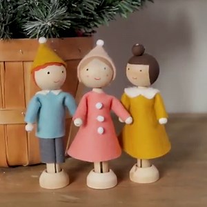 60K views · 168 reactions | Upcycle clothespins and wood beads into adorable homemade Christmas ornaments. Make one for each member of your family! Get the full instructions: https://trib.al/pyECQxV | Made by Me | Facebook