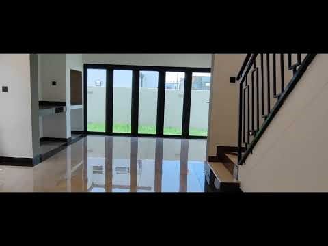 Cosy And Luxurious 3-Bedroom Home, In Sandown, Cape Town