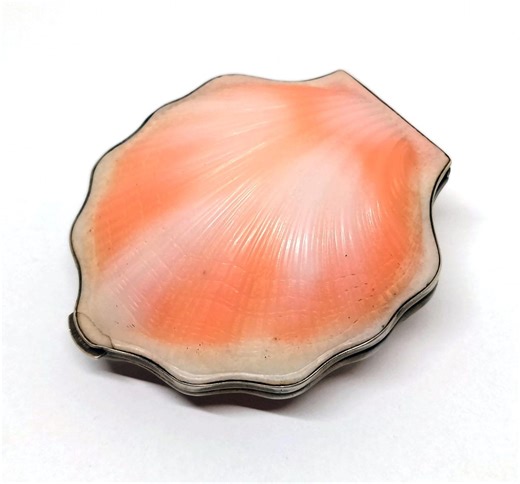 Vintage Silver Powder Compact in Shell Shape, USSR 875 Sterling Marked With Star - Etsy