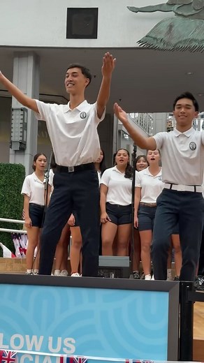 @kamehamehamaui Hawaiian Ensemble dances Hula @qkcmaui for Aloha Lā Kū'oko'a. #hula #maui | Leinaala Tolentino