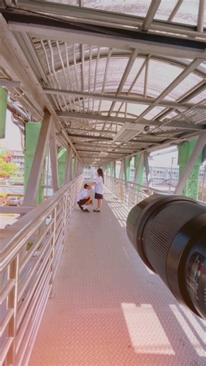 ถ่ายรูปคู่กับแฟนที่กาญจนบุรี