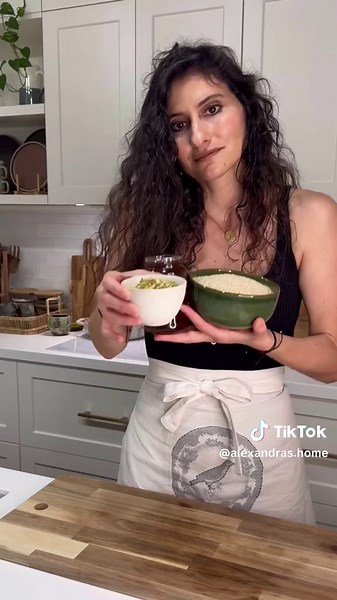 One of the most favorite traditional Greek snacks that is known and loved since ancient times! Its a very healthy and nutritious sweet because its made from two natural ingredients, sesame and honey. INGREDIENTS • 1 pound (450 g) sesame seeds • 1/2 cup (75 g) chopped pistachios • 1 pound (450 g) honey INSTRUCTIONS • Place a pan over medium heat • Add the sesame seeds and the chopped pistachios and tost them for a few minutes until golden and then pour them in a bawl • In the same pan add the hon