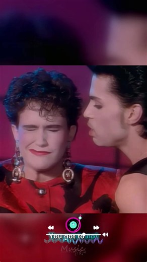 Prince and the Revolution - Kiss (1986) #1980s #Prince #Kiss #1986 #80sMusic
