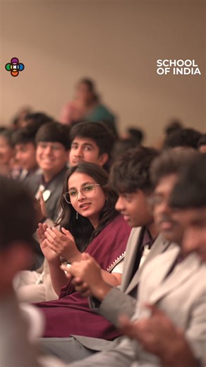 𝐁𝐥𝐞𝐬𝐬𝐢𝐧𝐠 𝐂𝐞𝐫𝐞𝐦𝐨𝐧𝐲 - 𝐂𝐥𝐚𝐬𝐬 𝐗 𝐒𝐜𝐡𝐨𝐨𝐥 𝐎𝐟 𝐈𝐧𝐝𝐢𝐚 held the Blessing Ceremony of Class X, Batch 2025, on January 23, 2025. 𝐏𝐫𝐢𝐧𝐜𝐢𝐩𝐚𝐥, 𝐌𝐬 𝐑𝐚𝐦𝐢𝐭𝐡𝐚 𝐑𝐚𝐦𝐚𝐜𝐡𝐚𝐧𝐝𝐫𝐚𝐧 delivered the welcome address and inspired the students while wishing them all success. 𝐂𝐡𝐢𝐞𝐟 𝐆𝐮𝐞𝐬𝐭 𝐃𝐫. 𝐂𝐡𝐫𝐢𝐬𝐭𝐨 𝐒𝐞𝐥𝐯𝐚𝐧 𝐕, Dean - School of Business, St Joseph’s University, graced the occasion and delivered an impactful speech to the graduates of Class X and