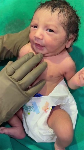 new born baby just birth #adrobale #cutebaby #trending #vairalshort #shortsvideo
