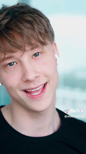 ALDERSON (@alderson.ss)’s videos with настоящая 18.04 - Ваня Дмитриенко